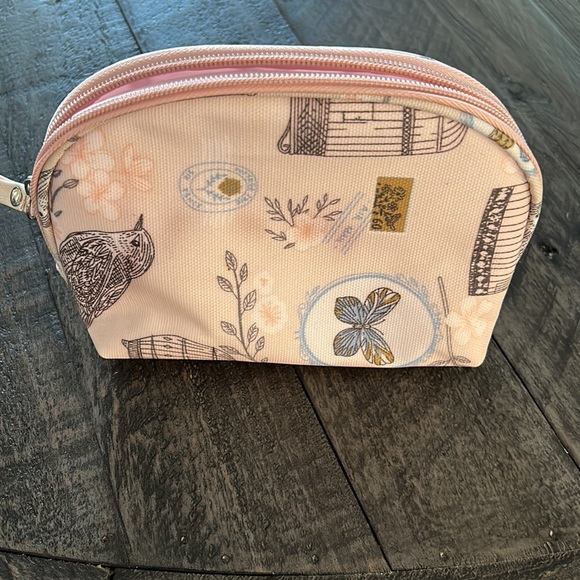 Make up bag by Natural Style-Handmade. 7.5”x5.5”x2.5” Bundle to Save - Picture 2 of 5